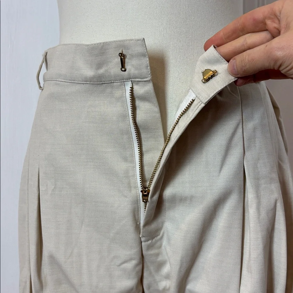 DTD Beige Pleated Balloon Shorts/bloomers w/ Lace Trim Size Medium (estimated) - Picture 6 of 9
